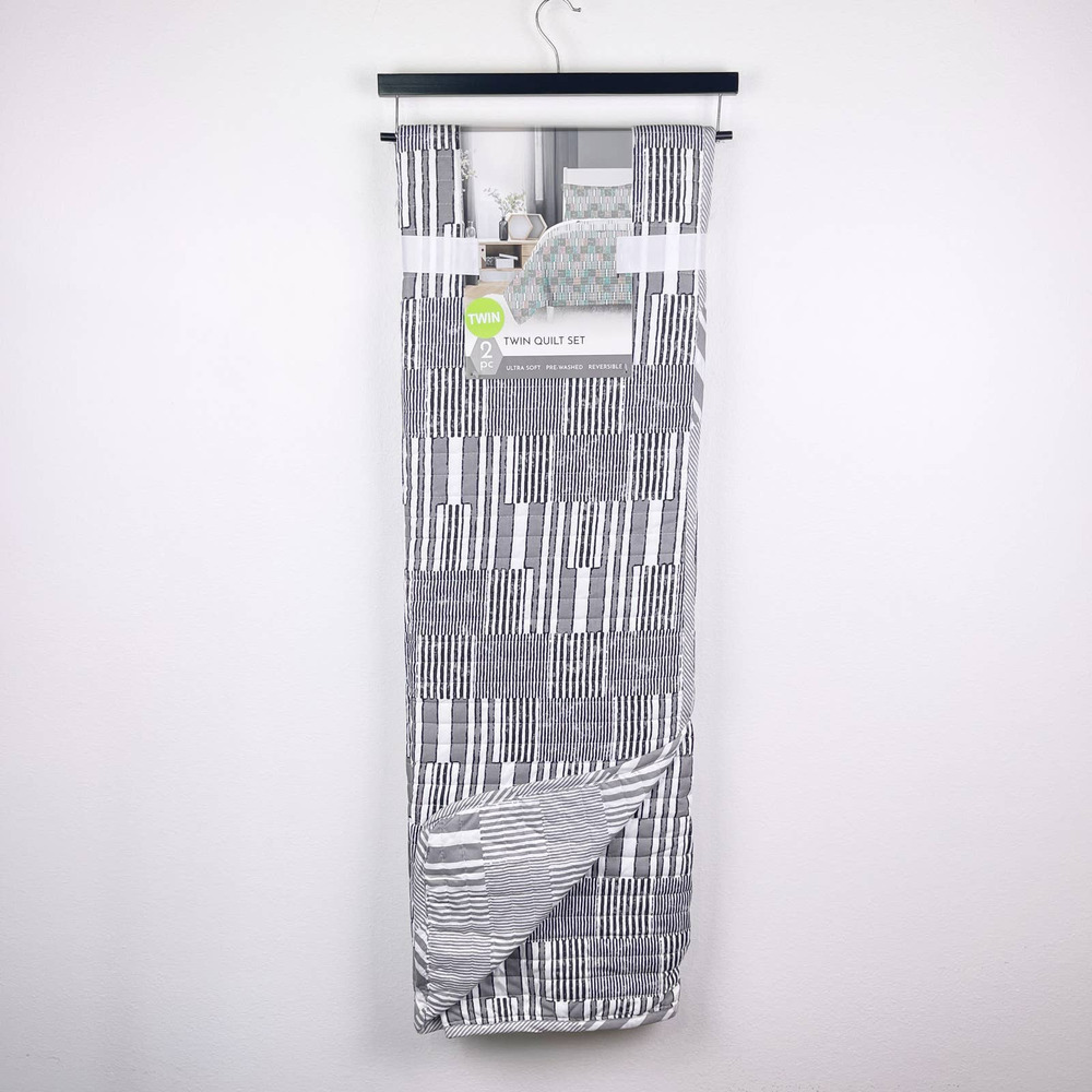 2 Piece Reversible Twin Quilt Set Oeko Tex Soft Grey Black White Striped Unisex